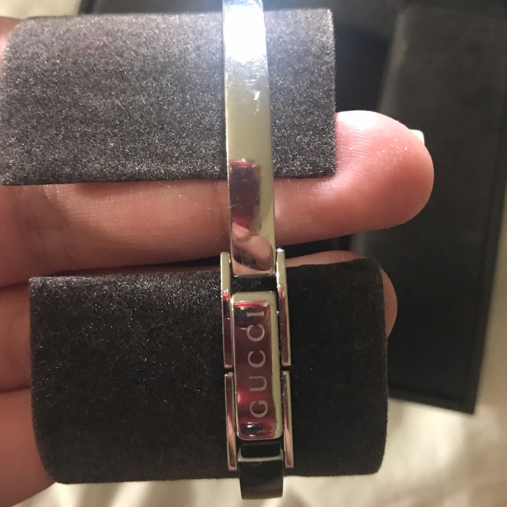 Authentic Gucci watch - Picture 3 of 5